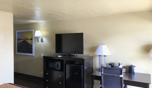 Standard Room, 1 King Bed