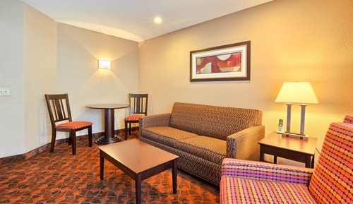 Suite, 1 King Bed with Sofa bed, Non Smoking