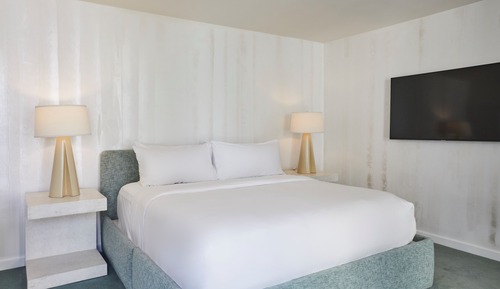 Classic Room, 1 King Bed (Canon Building)
