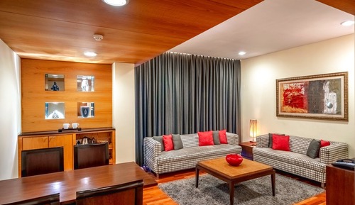Luxury Suite
