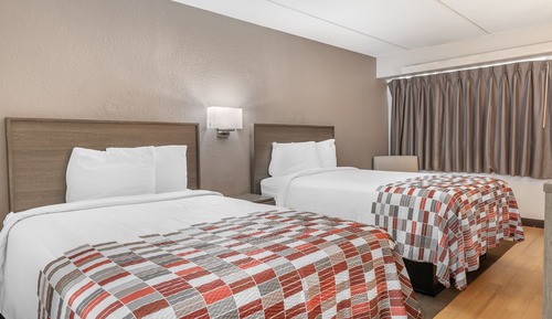 Deluxe Room, 2 Double Beds (Smoke Free)