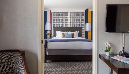 Suite, 1 Bedroom, Corner (with Soaking Tub)