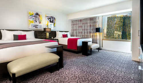 Ultra Hip Room, 2 Queen Beds, City View Non Smoking