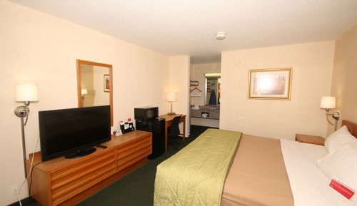 Standard Room, 1 King Bed