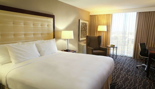 Premium Upgraded Room, High Floor,1 King Bed