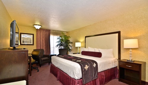 Standard Room, 1 King Bed, Non Smoking, Balcony