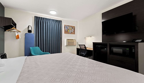 Standard Room, 1 King Bed, Non Smoking