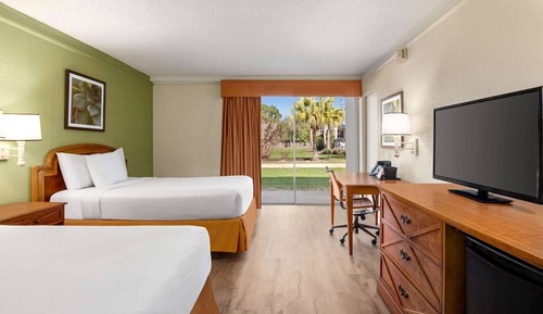 Room, 2 Double Beds, Accessible, Non Smoking (Mobility, Bathtub w/Grab Bars)