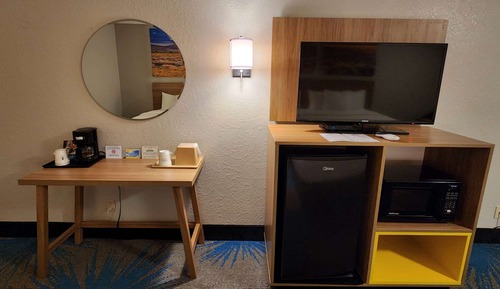 Room, 1 King Bed, Accessible