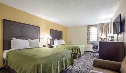 Standard Room, 2 Queen Beds, Non Smoking