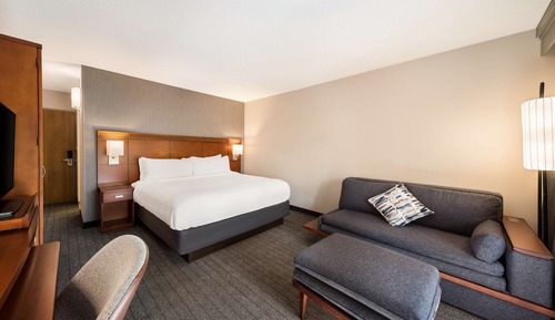 Deluxe Room, 1 King Bed