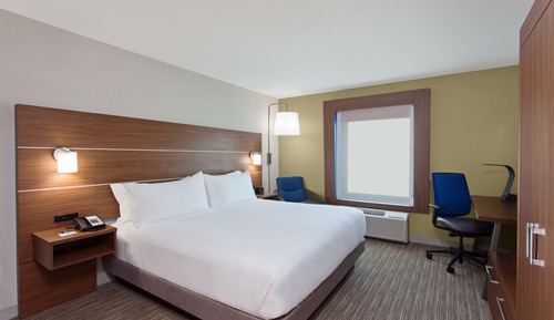 Standard Room, 1 King Bed