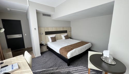 Standard Room, 1 Queen Bed, Non Smoking