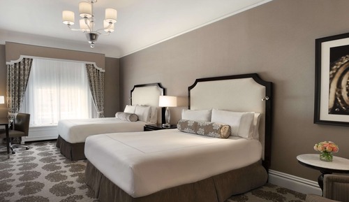 Signature Room, 2 Queen Beds, Hearing Accessible