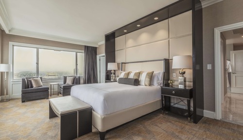 Fairmont Legacy Suite, 1 King Bed