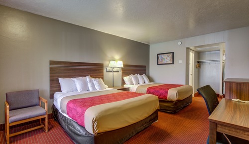 Standard Room, 2 Queen Beds, Non Smoking