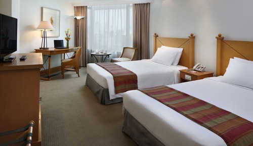 Deluxe Room Twin Beds