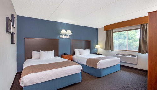 Room, 2 Queen Beds, Non Smoking