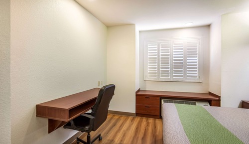 Standard Room, 1 Queen Bed with Sofa bed, Non Smoking, Refrigerator & Microwave