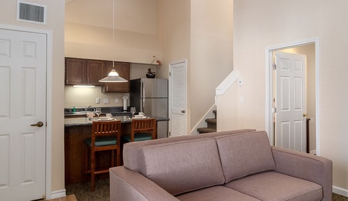 2 Bedroom King Suite With Full Kitchen, 2 King Beds