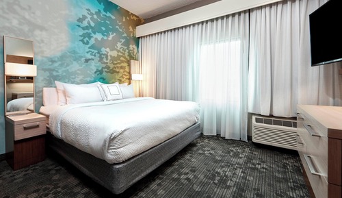 Room, 1 King Bed, Non Smoking, Balcony