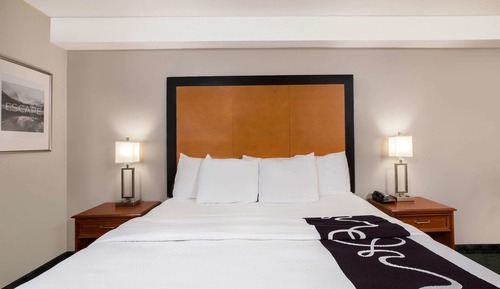 Room, 1 Queen Bed, Accessible, Non Smoking (Mobility Accessible)