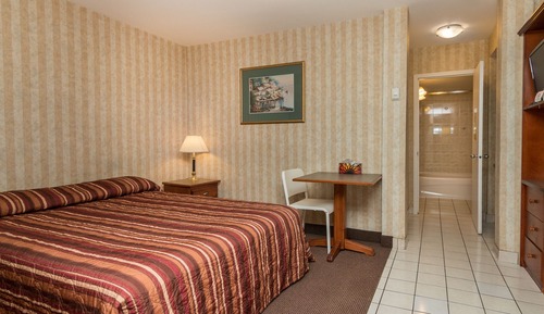 Studio Suite, 2 Queen Beds, Non Smoking, Kitchenette