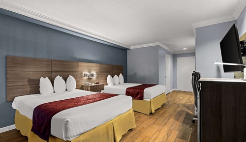 Standard Room, 2 Double Beds, Balcony