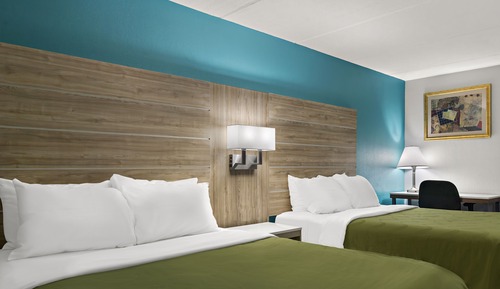 Standard Room, 2 Queen Beds, Non Smoking