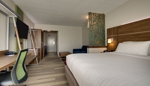 Suite, 1 King Bed, Non Smoking