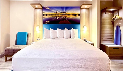 Standard Room, 1 King Bed, Smoking