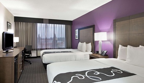 Room, 2 Queen Beds, Non Smoking