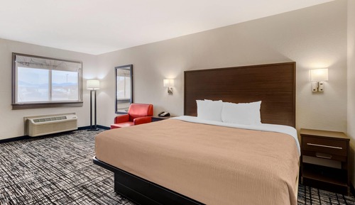 Room, 1 King Bed, Non Smoking