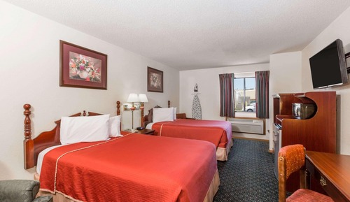 Room, 2 Double Beds, Non Smoking (Pet Friendly)