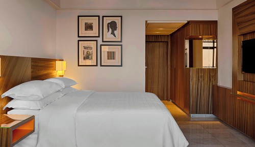 Superior Room, 1 King Bed, Non Smoking