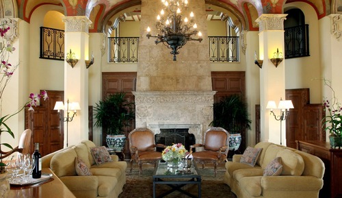 Presidential Suite (1 King and 1 Queen bed)