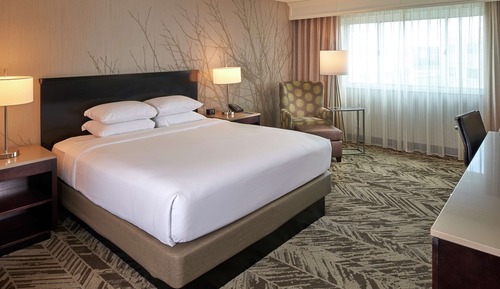 Standard Room, 1 King Bed