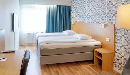 Standard Twin Room (Including a light evening meal)