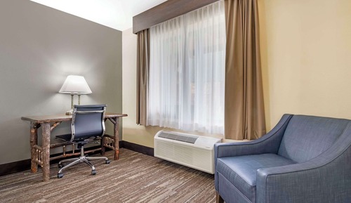 Standard Room, 2 Queen Beds, Non Smoking