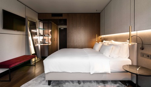 Superior Room (Collection)