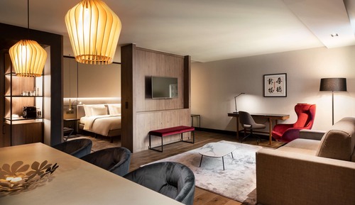 Premium Suite