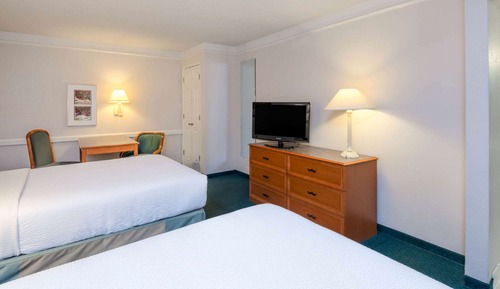 Room, 2 Double Beds, Accessible, Non Smoking (Mobility Accessible)