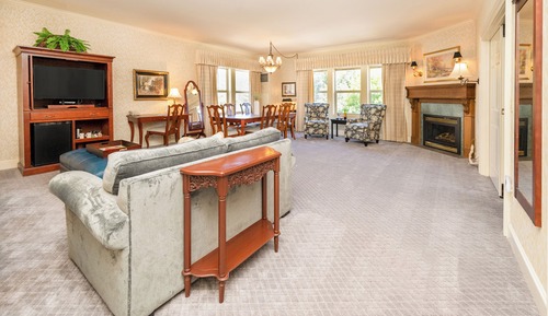 Suite (Fairhaven)