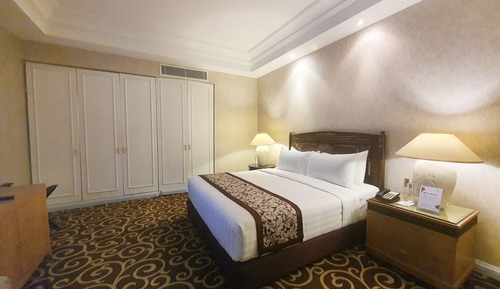 Premier Suite