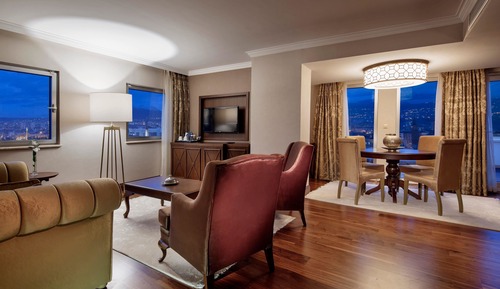 Executive Suite, 1 King Bed, Terrace