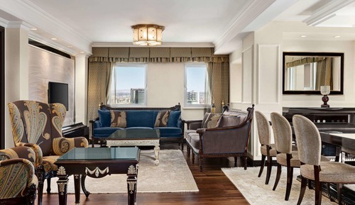 Presidential Suite, 1 King Bed, Smoking