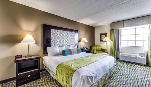 Standard Room, 1 King Bed