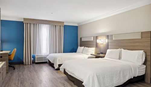 Standard Room, 2 Queen Beds, Accessible Bathtub (Communications, Mobility)