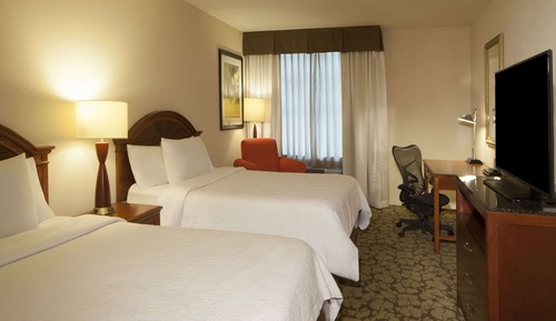 Room, 2 Queen Beds, Accessible, Bathtub (Mobility)