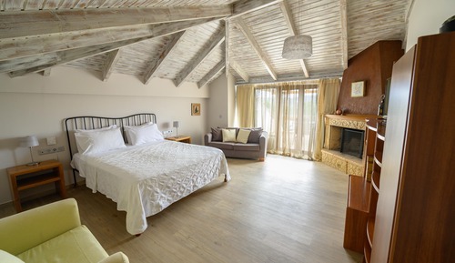 Superior Apartment, Non Smoking, Valley View